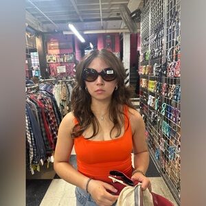 Meet your Posher, Olivia